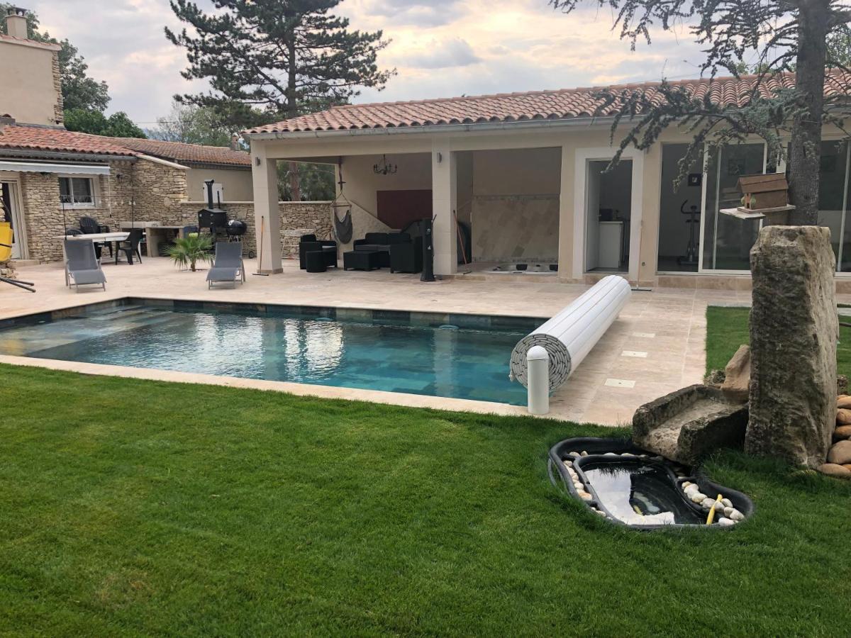Villa Au Milieu Des Piboules De Provence. LʼIsle-sur-la-Sorgue Exterior foto
